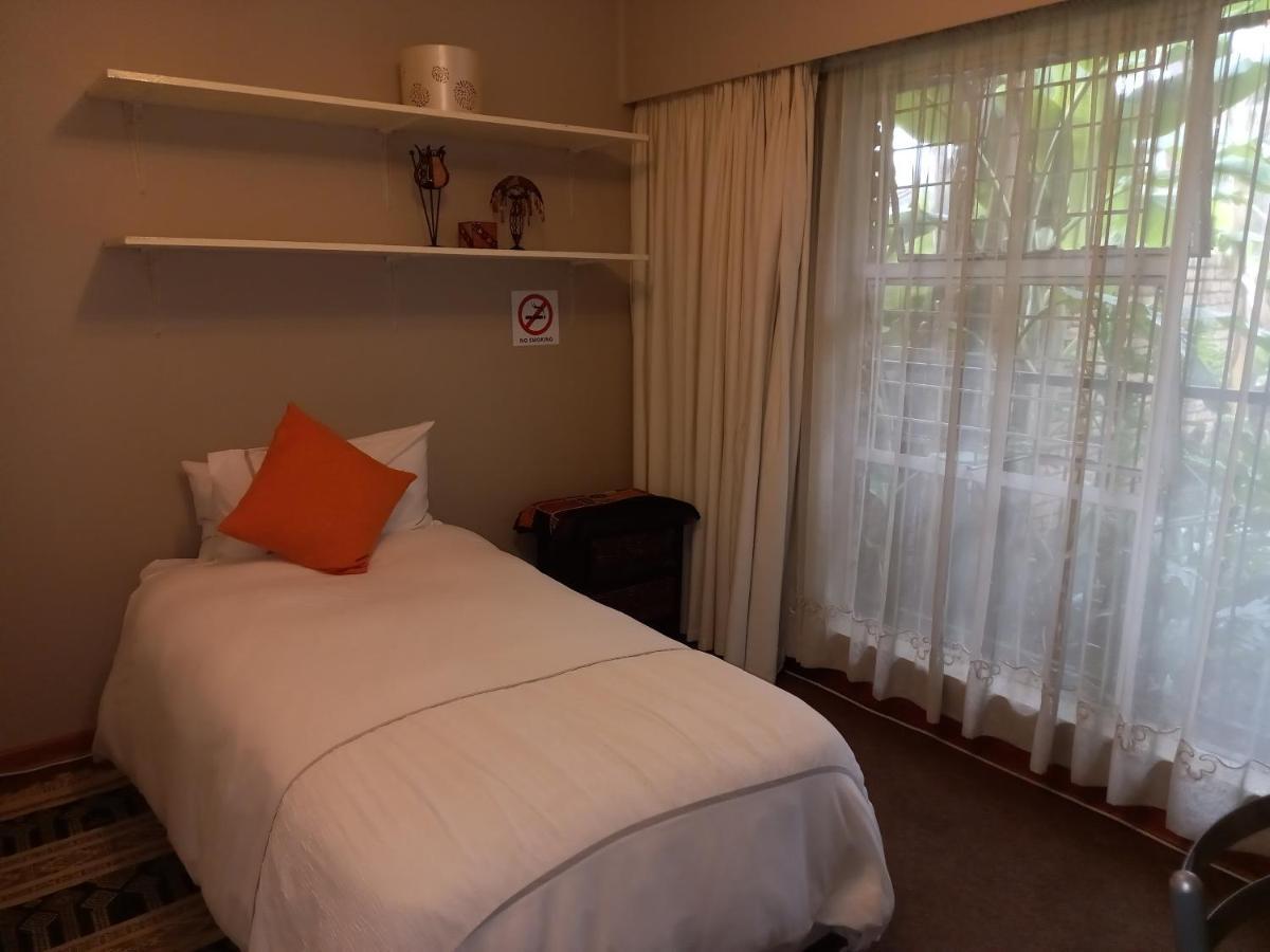 Troas Boutique Hotel Vanderbijlpark Eksteriør bilde