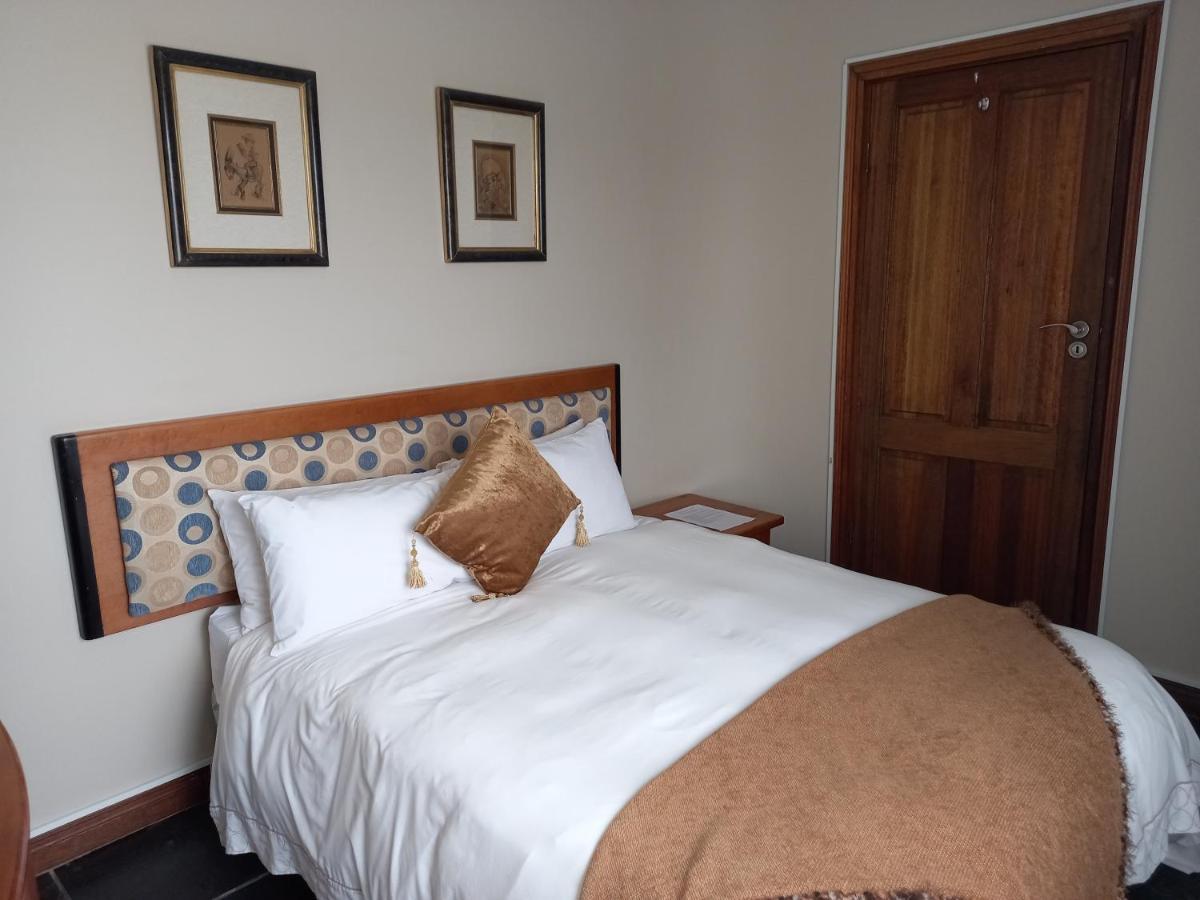 Troas Boutique Hotel Vanderbijlpark Eksteriør bilde